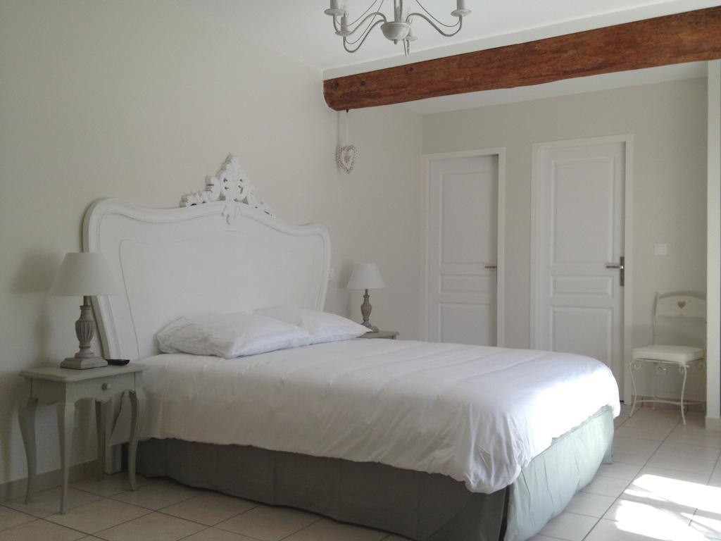 Ferme De Villeray-Chambre D'Hotes แซงต์ปิแอร์ดูเปเรย์ ห้อง รูปภาพ